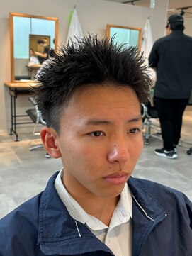 シーフ 千葉(Cyf) スパイキーショート/ツーブロック/アップバング/千葉駅/保立大翔