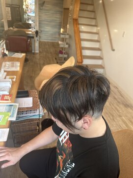 ヘアサロン ワンワールド(Hair Salon One World) 前下がりショート