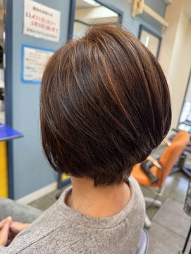 アドン 中葛西店(Adorn) 前下がりボブメッシュオンカラー
