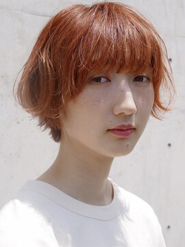 フロー(flow.) ショートボブ×オレンジブラウン