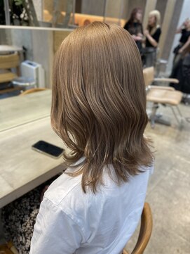 サンク 原宿 表参道(cinq) 原宿マロンベージュヘーゼルベージュカラー顔周りレイヤーカット