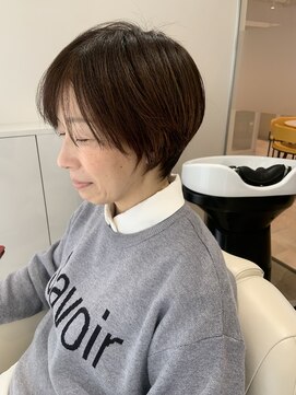 ルサロンニイマル(Le Salon 二○) 【流音】ショートボブ/簡単スタイリング/襟足すっきり/ミセス