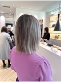 地毛残し　ブロンド極細ハイライト