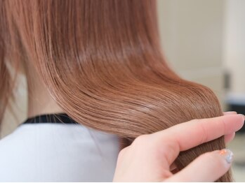クララ ヒロシマ(CLALA Hiroshima)の写真/【CLALA髪質改善】こだわりの商材×圧倒的な技術力で貴方にベストな髪質改善を♪クセやうねりも根元解決◎