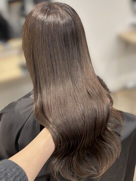 シェノン フェム 名古屋 名駅店(CHAINON×FeM#) 透明感/大人girly/顔周り/名古屋/名駅/髪質改善/レイヤーカット