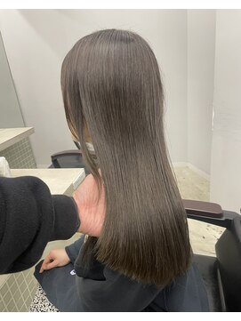 ヴァーディ オモテサンドウ(Vardy omotesando) アッシュカラー・中明度・透明感カラー/グレージュ/ブリーチ無し
