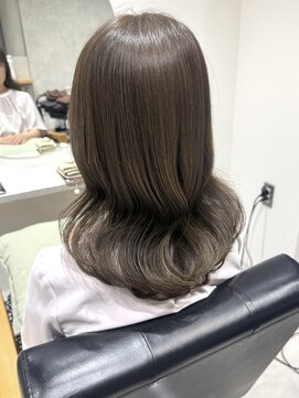 ラミエバイメルト 下北沢(lamie by melt) 花田ミントベージュミントグレージュオリーブ下北沢韓国顔周り