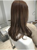 ヌーディーベージュ