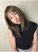 ナチュラルストレートのサンドブラウンBOB