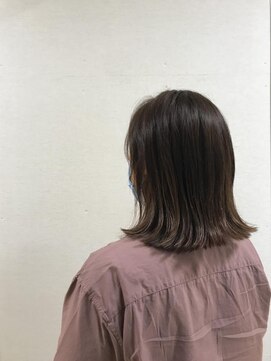 コム(com by neolive) 切りっぱなしボブ3