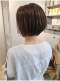 アクセントカラーがお洒落ショートボブ