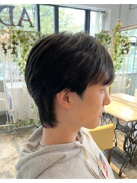 アドール(ADOR) "ダウンパーマ""シースルーマッシュ"【ADOR 渡仲柊人】