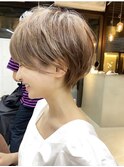 似合わせカット 小顔ショートボブ 丸みショート グレーベージュ