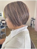 ハイライトグレイヘア