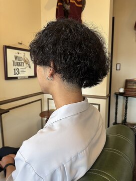オーリー 上里本庄店(OLLIE) メンズ専門美容師の長めマッシュな個性派パーマ
