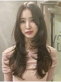 ココアベージュロングレイヤースタイル大人小顔◯