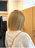 ユイ　切りっぱなしブリーチ