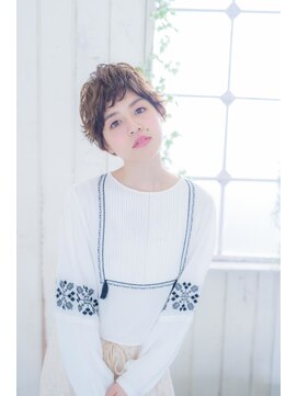 アイビー(Ivy) マッシュショートポイントパーマ
