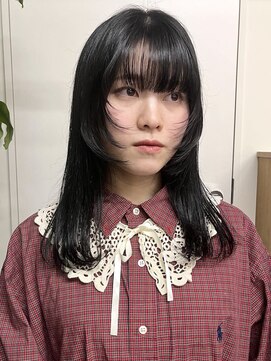 フイ(HUI) レイヤーカット 透明感カラー オフブラック/natsuki