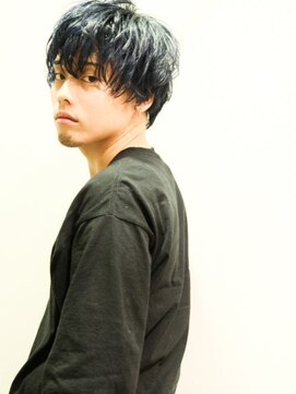 バディヘア ルーツ(BUDDY HAIR ROOTS) ブルーブラックのくせ毛風マッシュパーマ