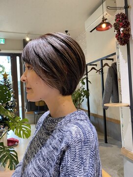 ヘア サロン ルート 幕張(Hair Salon ROUTE) 《大人可愛い》20代30代40代前下がりショート [ROUTE 幕張店]