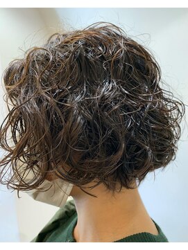 エルトレス(el tres) ［eltres ］ウェーブボブ