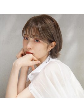 アトリエ フェム(atelier.fem) 外ハネカジュアルショートボブ