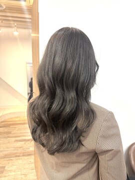 ハーツ(Heart's) ダークグレーカラー×髪質改善トリートメント