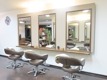 ヘアー メイク ラジック 砥堀店(Hair Make RASIC)