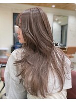 エイン(EYN) ラベンダーベージュ×レイヤーカット/透明感カラー/レイヤー