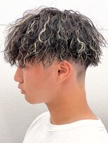 メッシュハイライトスパイラルパーマツイストパーマツーブロック