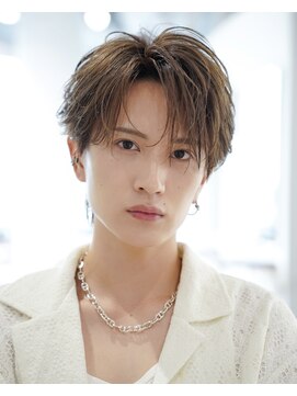 オーシャントウキョーシブヤ(OCEAN TOKYO shibuya) フェザーパーマシャドウパーマカルマパーマセンターパート