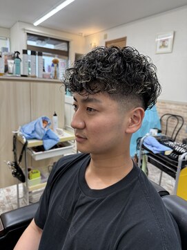 ブリリアント ヘアー ダイヤ(Brilliant Hair Dia) メンズパーマスタイル