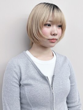 モリオ(morio) ＊姫カット顔周りレイヤー軽めショート小顔ボブ耳かけショート