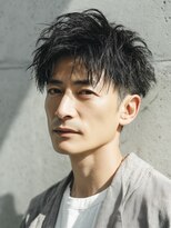 カットもパーマもイケメンパラダイス Men's天王寺 ドライ質感のニュアンスアップバング