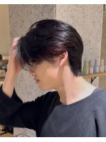 ヒカリス ヘアー 相川店(HIKARIS hair) センターパート/インナーカラー/レッドカラー