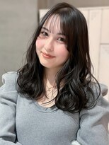 アトロ(Atoro)&nbsp;透明感グレージュカラー/ミディアムヘア/20代人気！