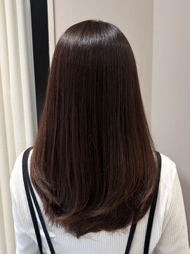 アンベリールフルー(EMBELLIR fleur) ツヤを味方に♪酸性ストレート&似合わせカット30代|40代|50代