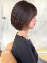 アフロート トウキョウ(AFLOAT TOKYO)&nbsp;前下がりひし形ショートボブ30代40代50代くびれヘア丸顔面長銀座
