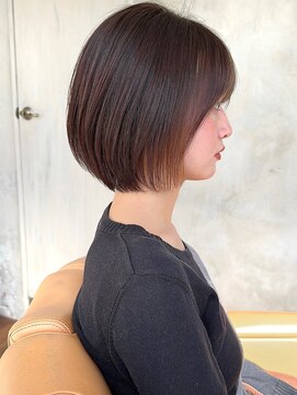 アフロート トウキョウ(AFLOAT TOKYO) 前下がりひし形ショートボブ30代40代50代くびれヘア丸顔面長銀座