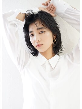 イーズ(e's) ブルーブラックが◎ミディアムレイヤー