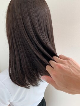 レジナヴィータ 栄(Reginavita) 【Reginavita】ダメージを極限に抑えたプラチナストレート＠早川