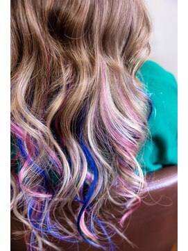 ヘアーメイク ダンス(hair make DANCE) プルエクステで派手髪！ベースカラーはバレイヤージュで♪