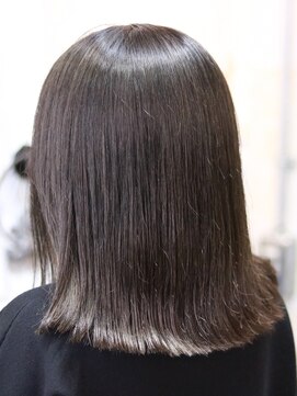 キミ(kimi) 【kimi自由が丘】ケアブリーチ  ×オリーブグレージュ