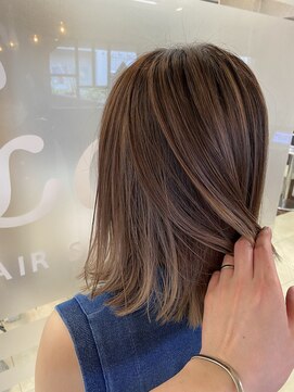 ヘアースペースブルーム ヒーロー 園田店(HAIR SPACE BLOOM hero) 【園田/ハイライトカラー】おしゃれなデザインカラー