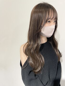 イル 大阪淀屋橋(i'll) 20代 30代 40代 ロング グレージュカラー ミルクティーピンク