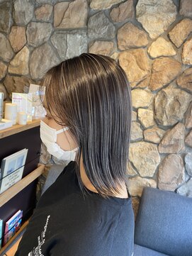 ラック(LUCK) ハッシュカット/フルバング/似合わせカット/ハイライトグレー