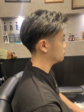 ブロートーキョー 有楽町店(Bro Tokyo) ツーブロックフェード