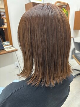 エディ(Hedi) 外はねボブ