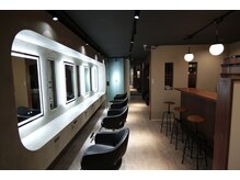 レヴリ(REVRY)の雰囲気（高級感のある空間で、心地よい施術時間をお過ごしいただけます。）